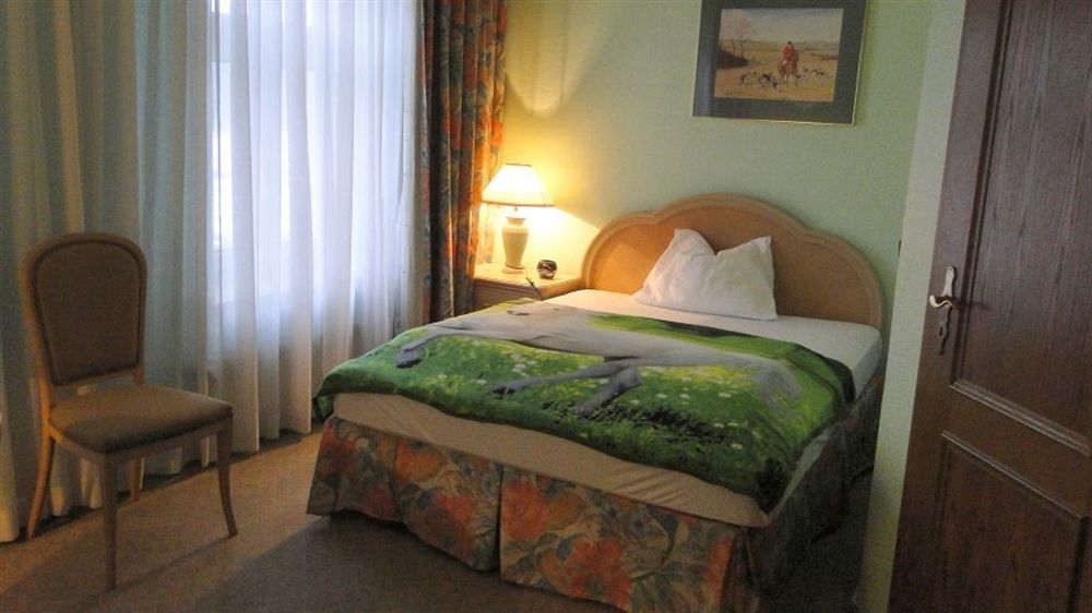Hotel Dallgow Екстер'єр фото
