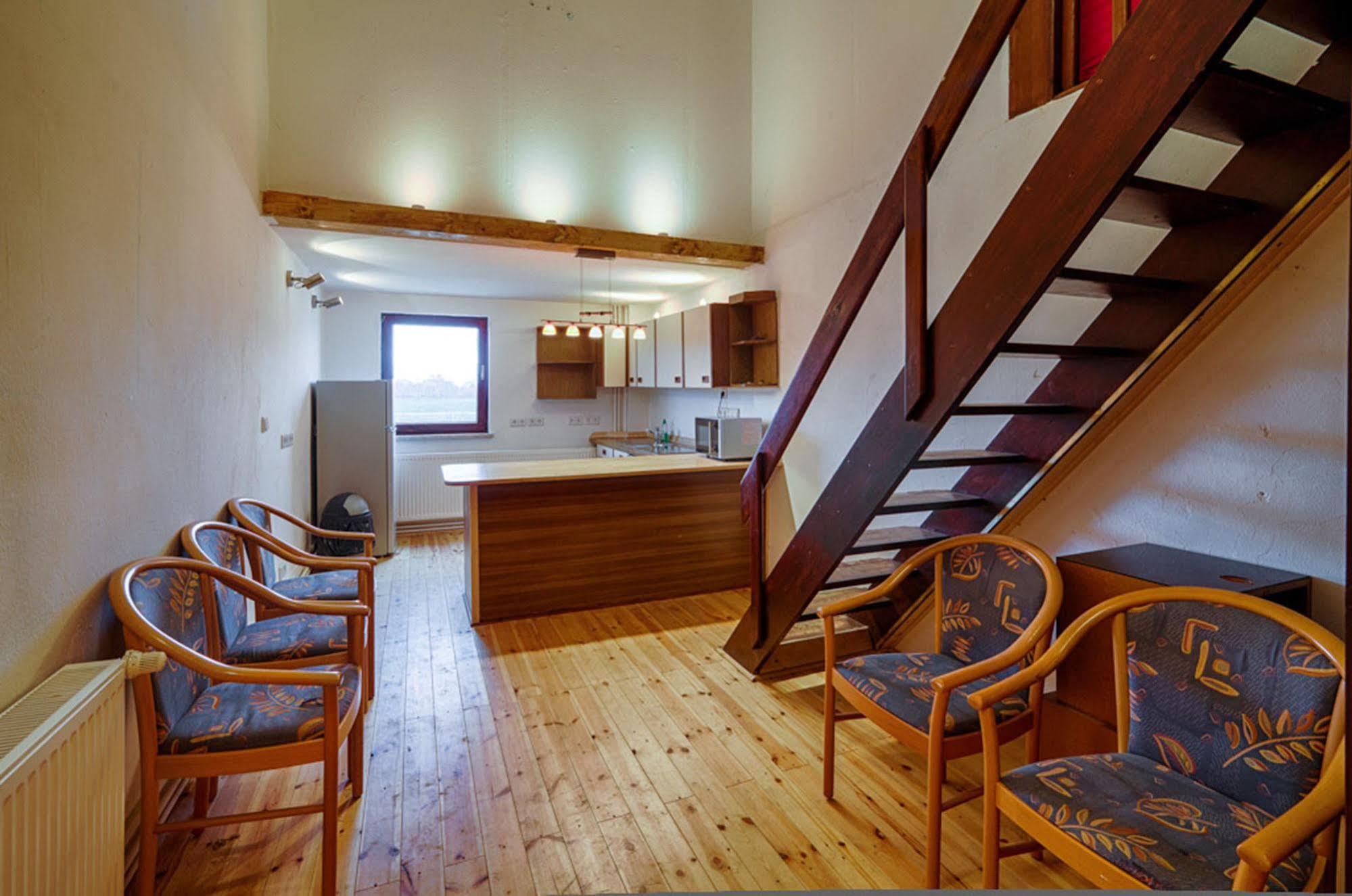 Hotel Dallgow Екстер'єр фото