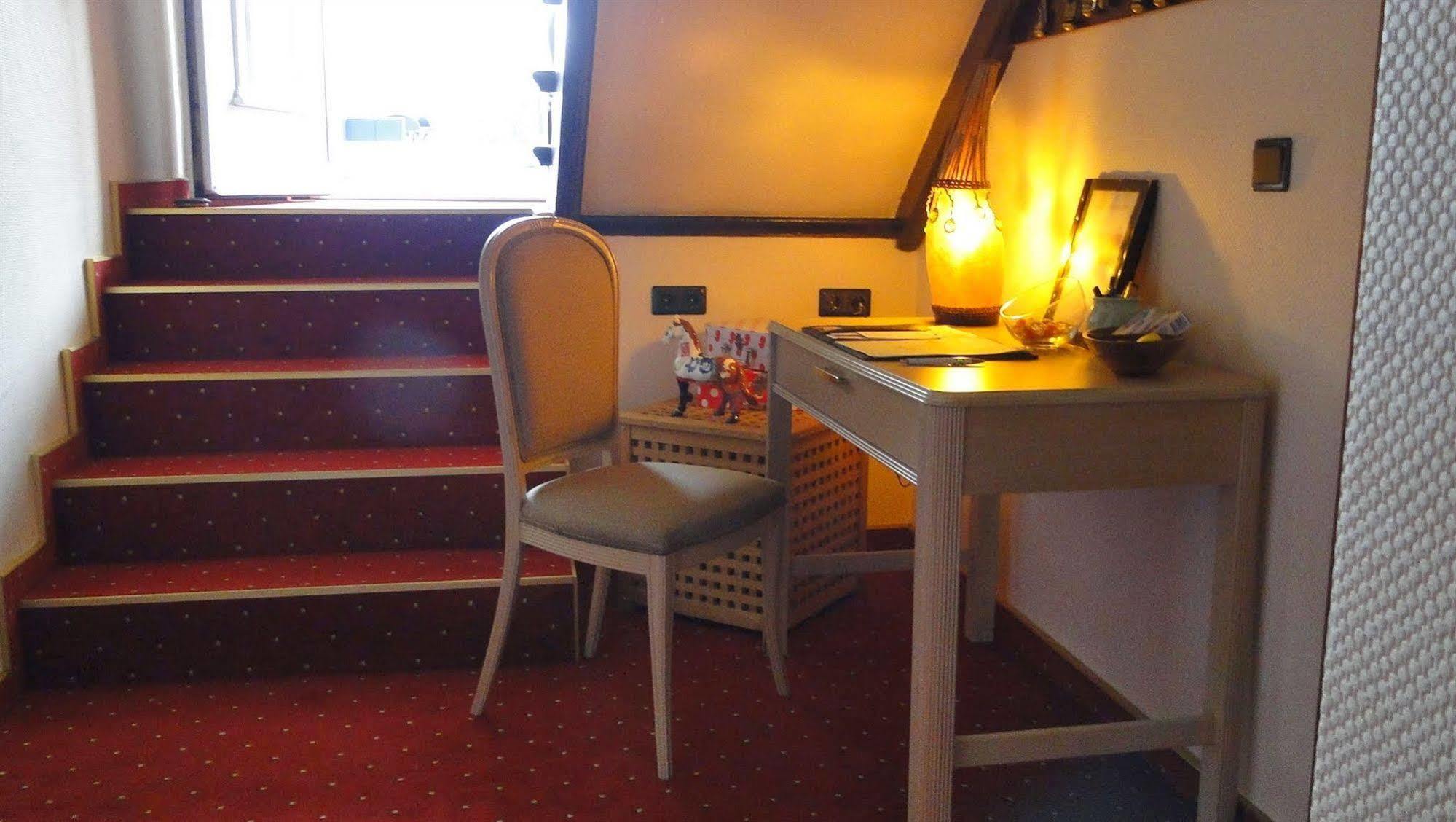 Hotel Dallgow Екстер'єр фото